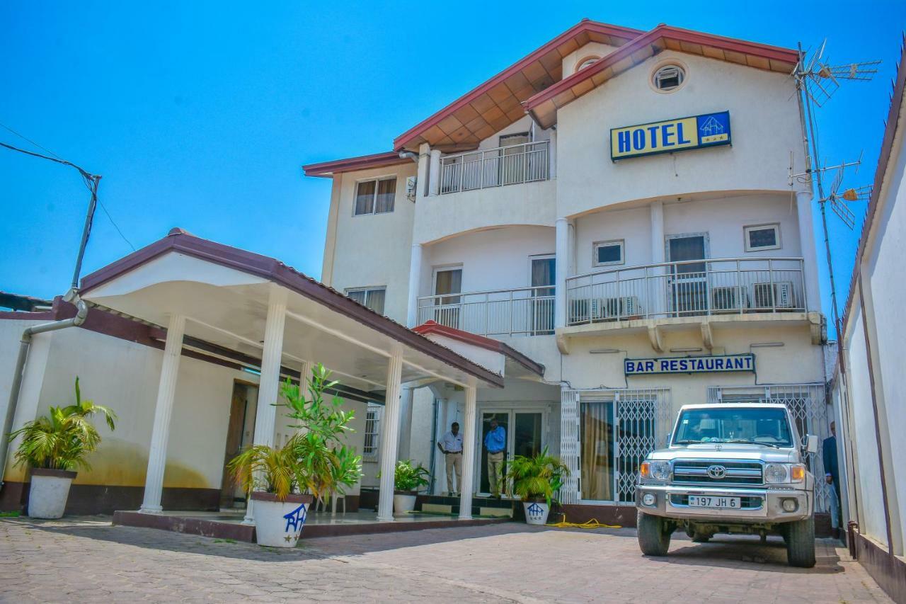 Residence Hoteliere De Moungali ブラザヴィル エクステリア 写真