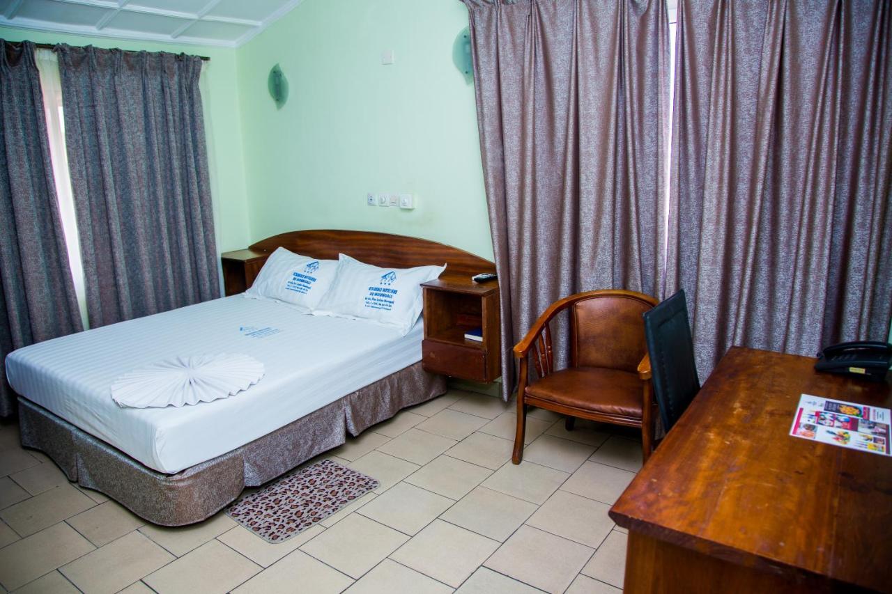 Residence Hoteliere De Moungali ブラザヴィル エクステリア 写真